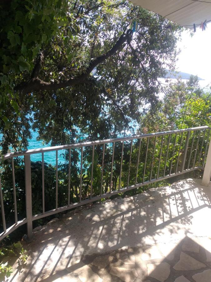Apartament Direkt Na Moru - Bungalov Szybenik Zewnętrze zdjęcie